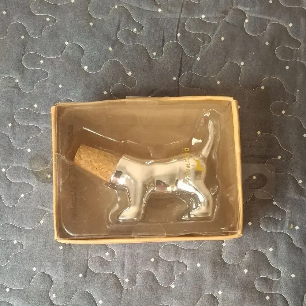 Silver Dog Bottle Stopper